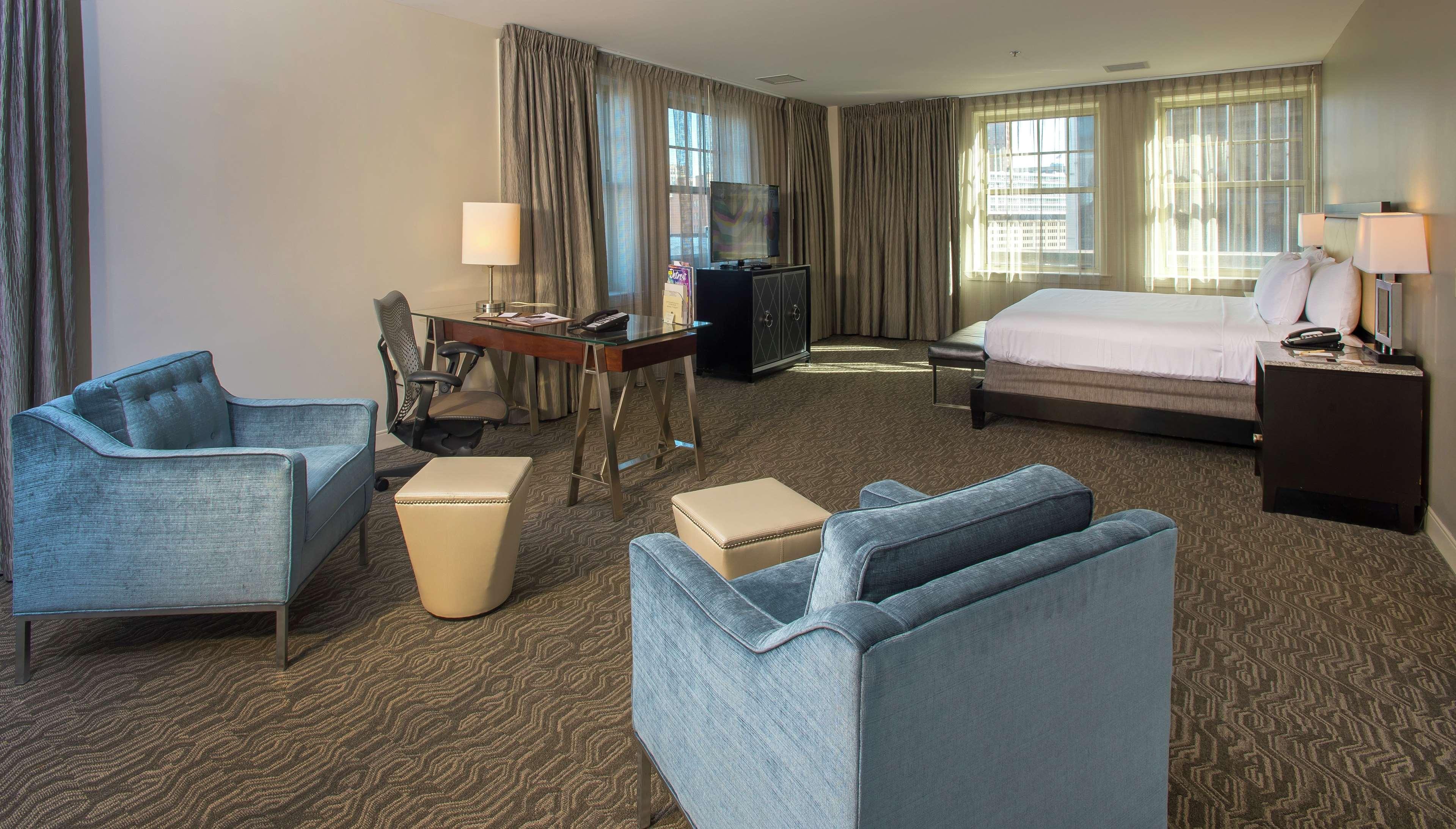 Doubletree Suites By Hilton Hotel Detroit Downtown - Fort Shelby Eksteriør bilde