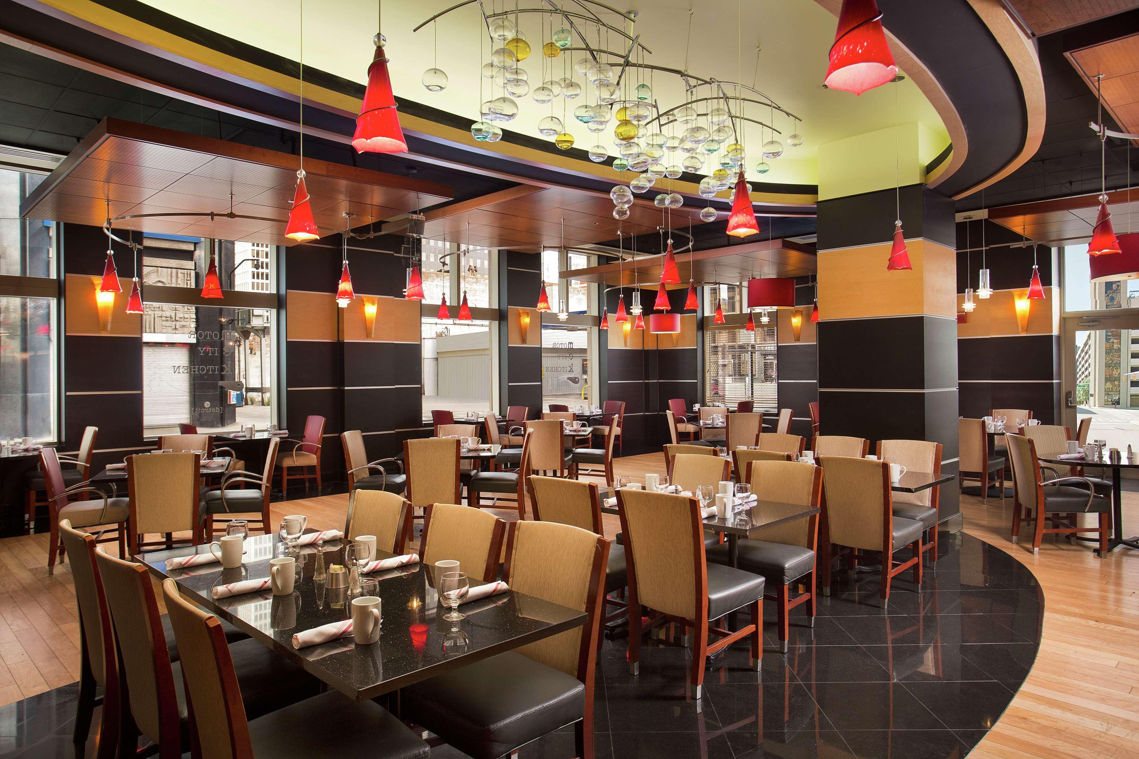 Doubletree Suites By Hilton Hotel Detroit Downtown - Fort Shelby Eksteriør bilde