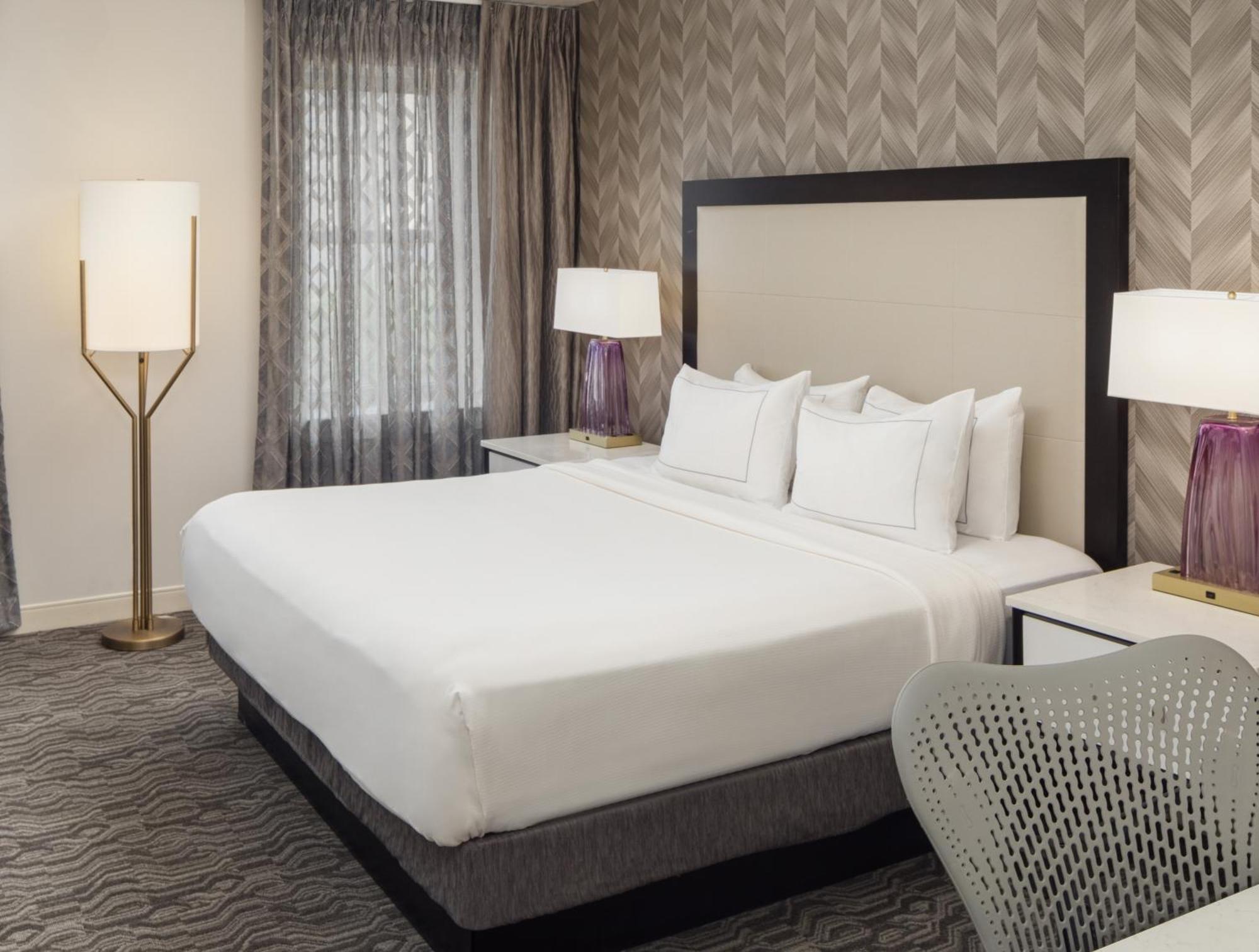 Doubletree Suites By Hilton Hotel Detroit Downtown - Fort Shelby Eksteriør bilde