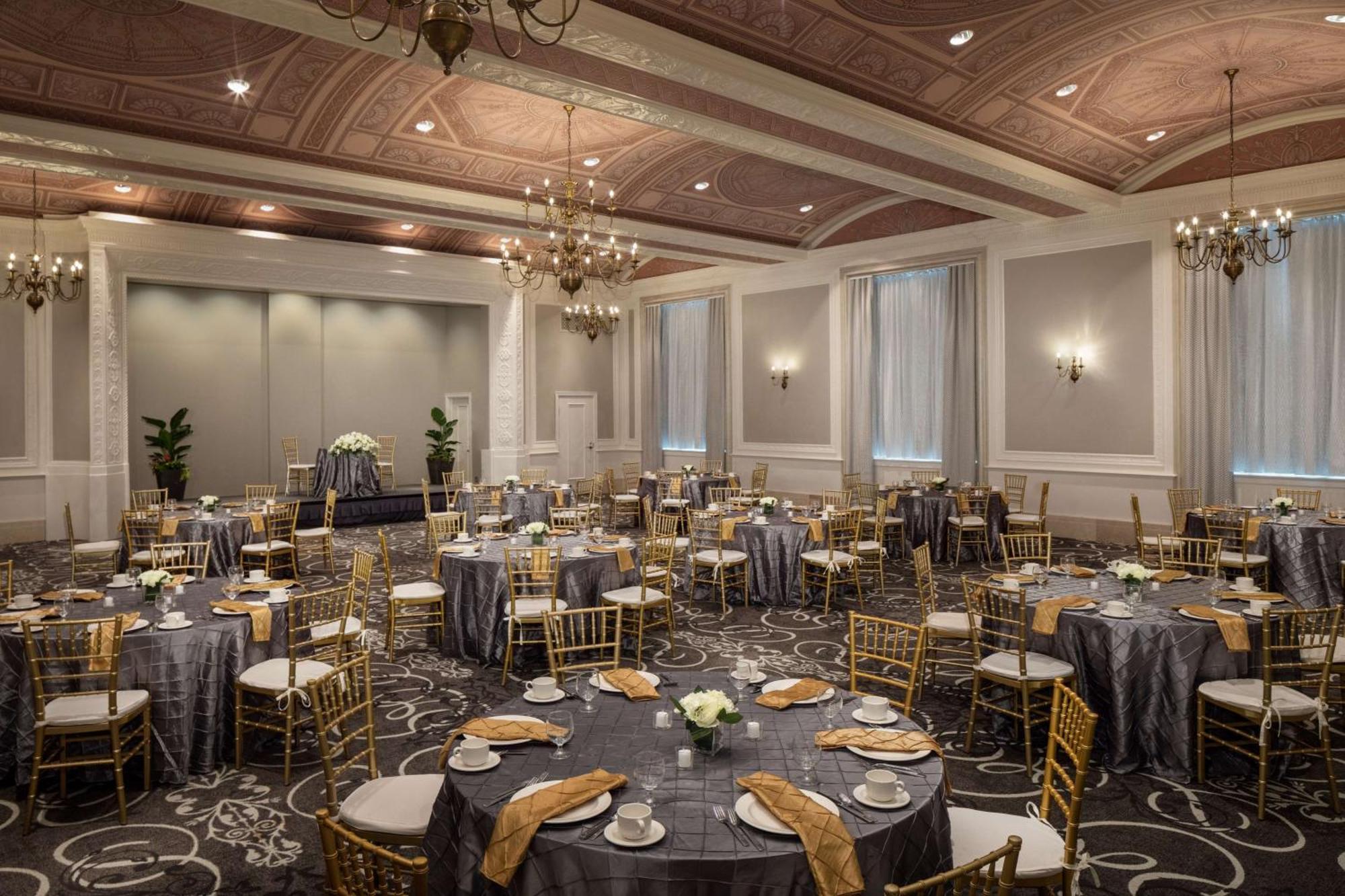 Doubletree Suites By Hilton Hotel Detroit Downtown - Fort Shelby Eksteriør bilde