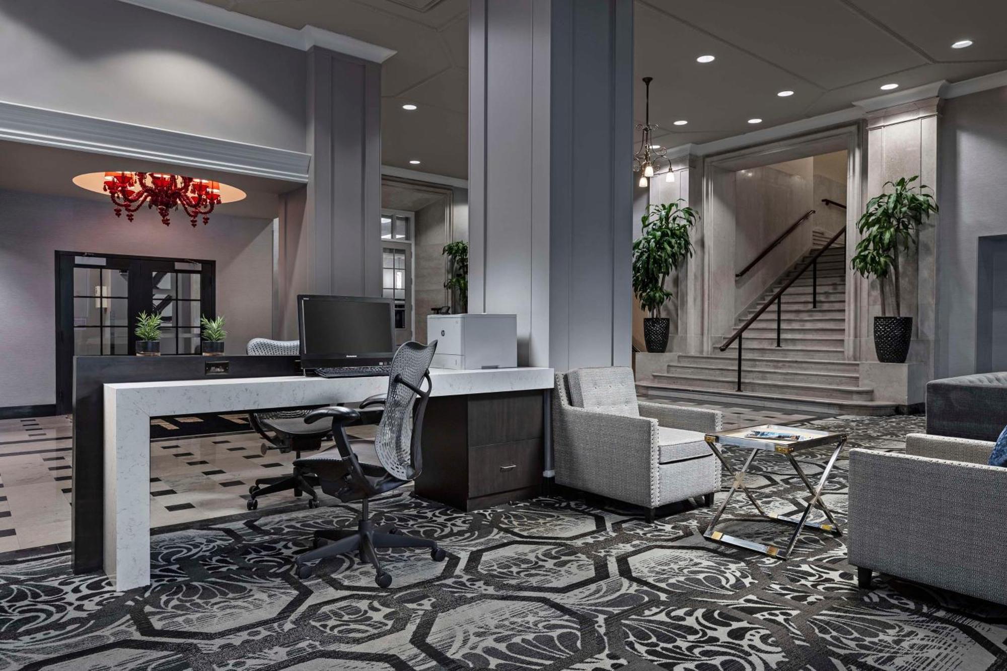 Doubletree Suites By Hilton Hotel Detroit Downtown - Fort Shelby Eksteriør bilde