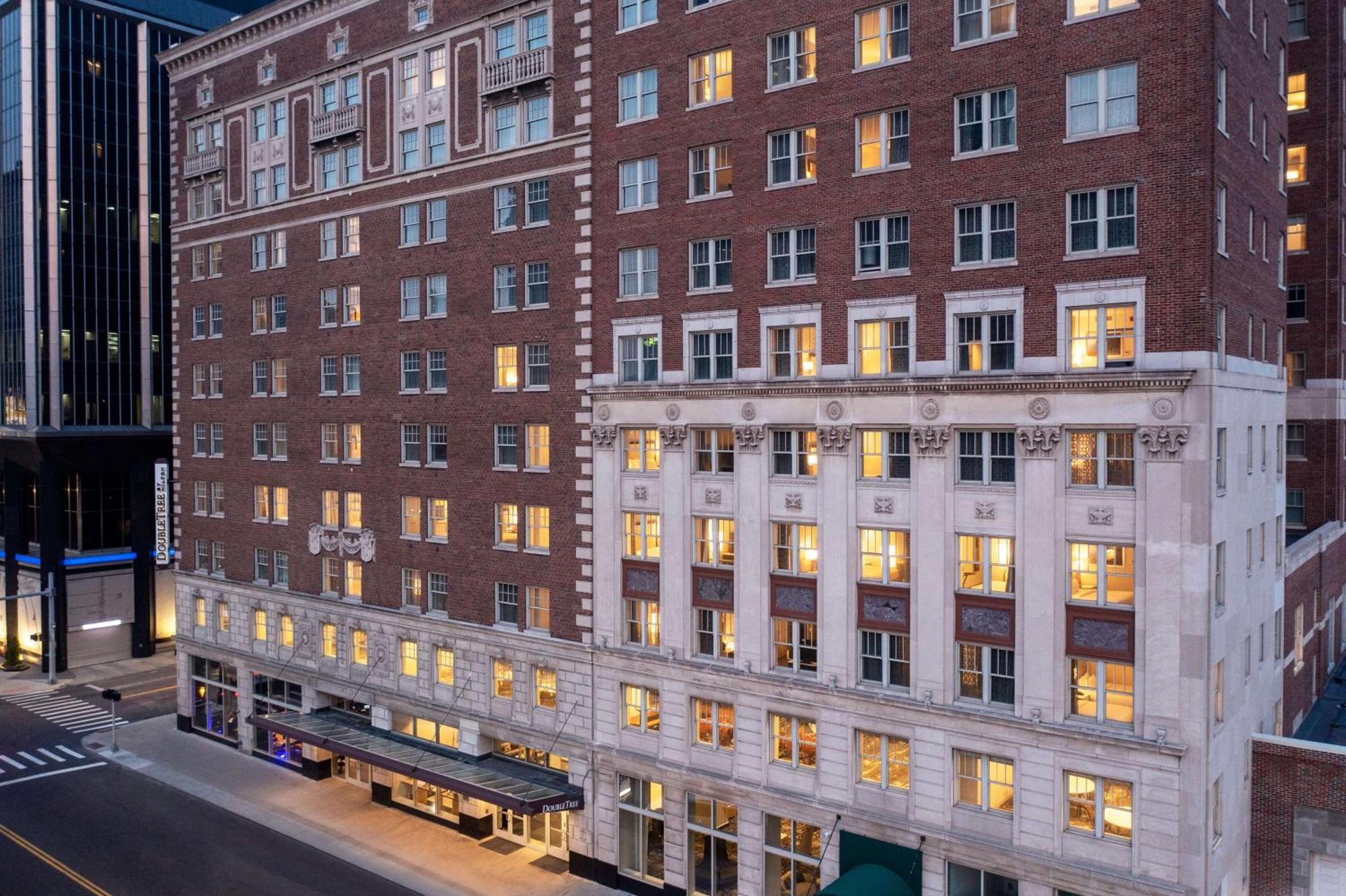 Doubletree Suites By Hilton Hotel Detroit Downtown - Fort Shelby Eksteriør bilde