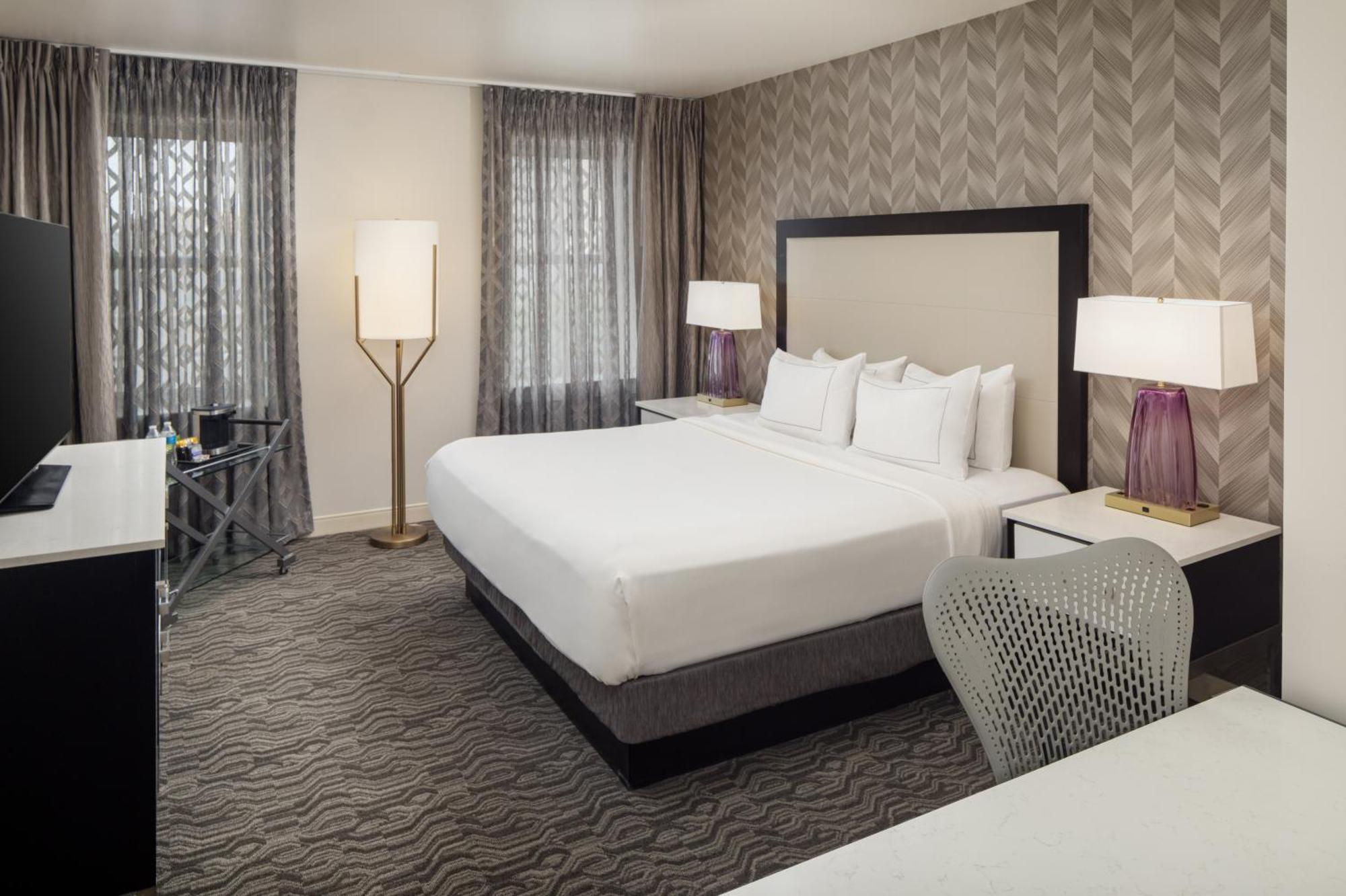 Doubletree Suites By Hilton Hotel Detroit Downtown - Fort Shelby Eksteriør bilde