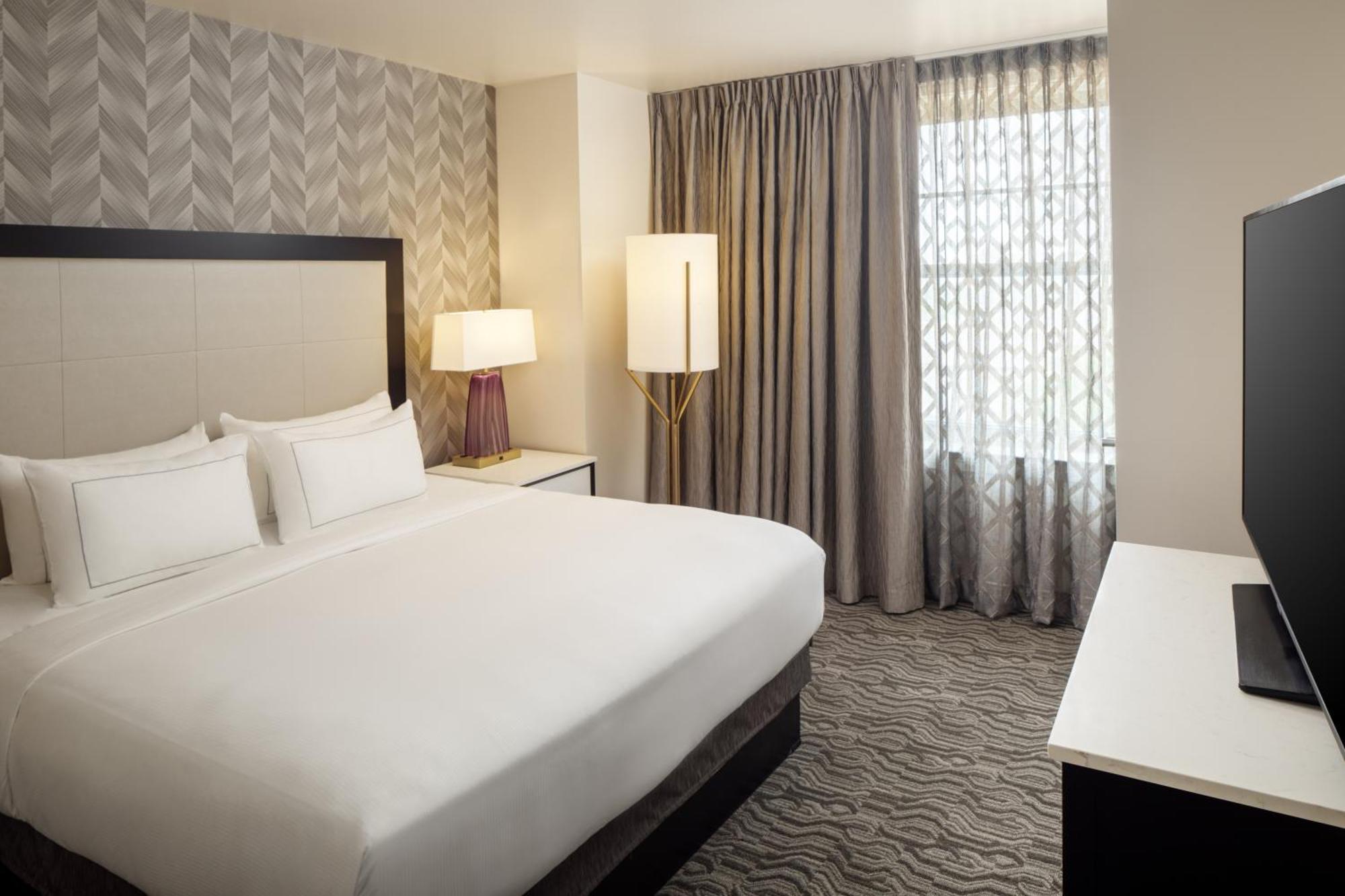 Doubletree Suites By Hilton Hotel Detroit Downtown - Fort Shelby Eksteriør bilde