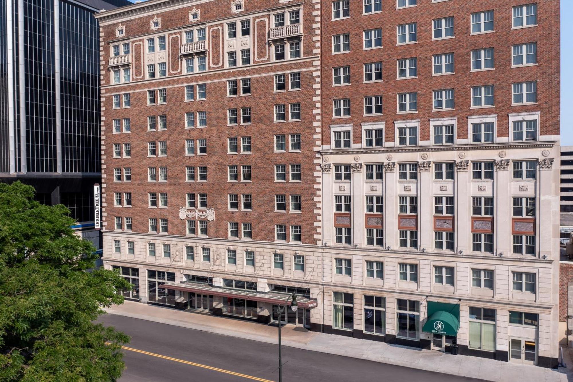 Doubletree Suites By Hilton Hotel Detroit Downtown - Fort Shelby Eksteriør bilde
